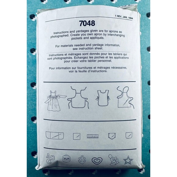 Simplicity 7048 Kids Apron Art Baking Holiday Cowboy Pockets Applique One Size - Picture 2 of 2